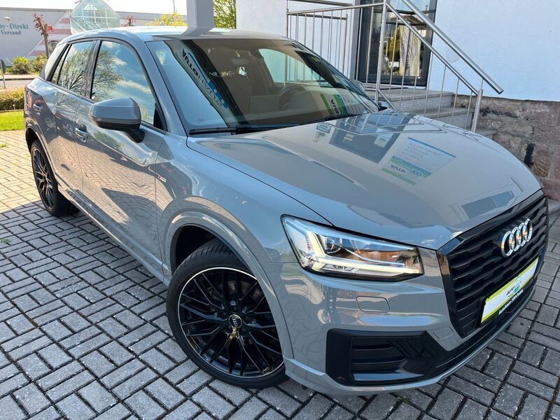 Grau Gebraucht 2018 Audi Q2 S-Line SUV | 16.500 € (Guter Preis) - Bild 1/4