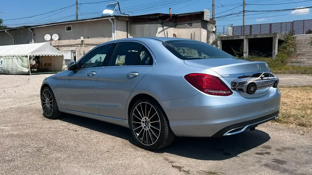 Gebraucht Mercedes C220 170 PS (125 kW) 2015 Grau Limousine