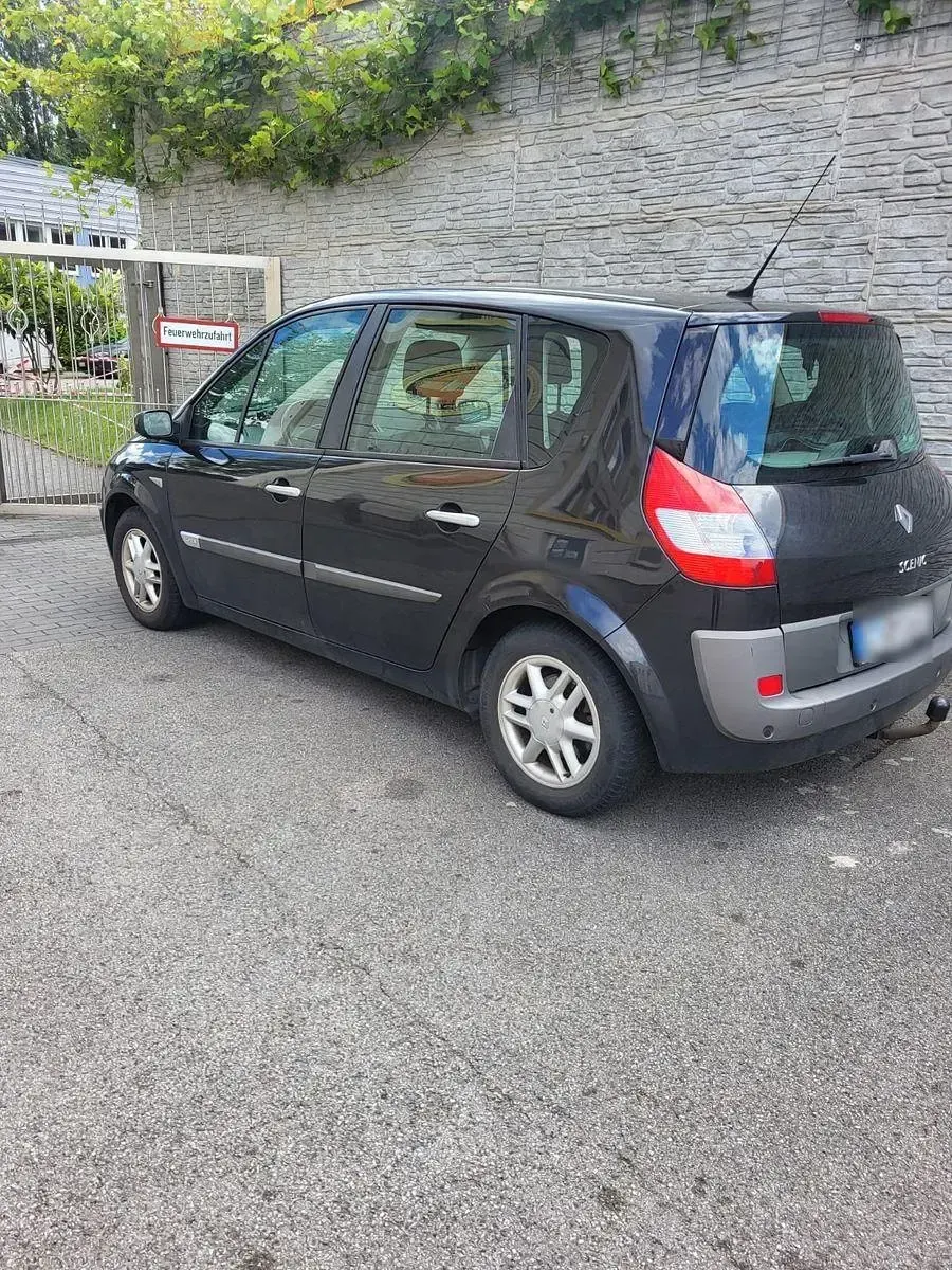 Gebraucht Renault Scénic II Avantage 111 PS (81 kW) 2005 Schwarz Van / Kleinbus