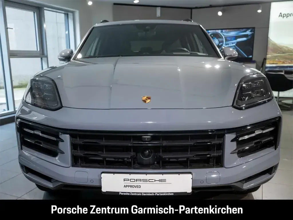 Gebraucht Porsche Cayenne E-Hybrid 470 PS (345 kW) 2025 Grau SUV