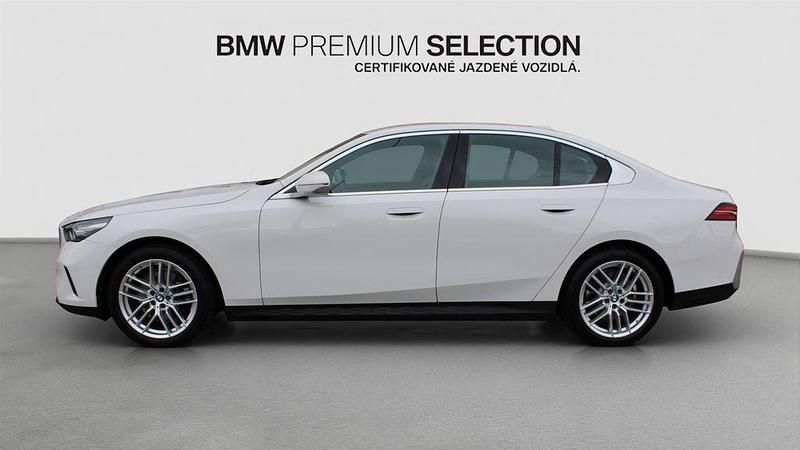 Gebraucht BMW 520 190 PS (139 kW) 2024 Weiß Limousine