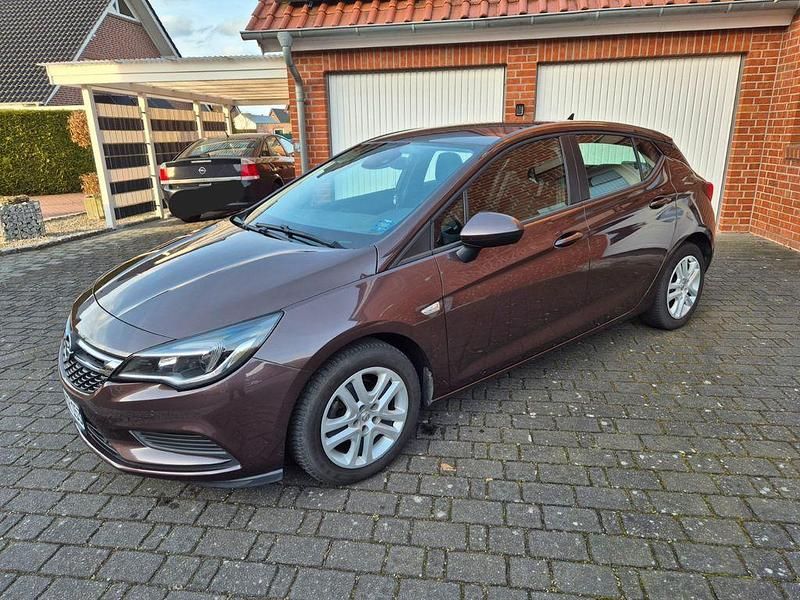 Occasion Opel Astra Edition 125 ch (91 kW) 2016 Marron Berline