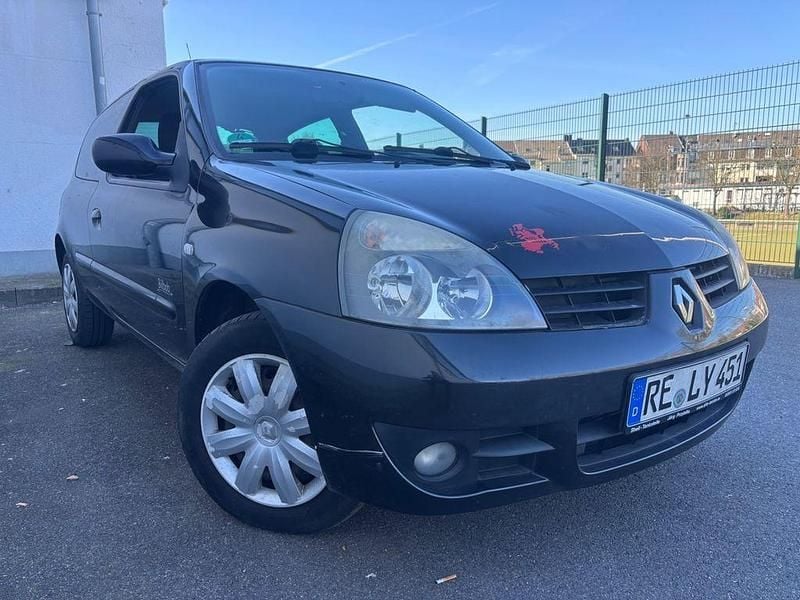 Gebraucht Renault Clio II Campus 58 PS (42 kW) 2008 Grau Limousine