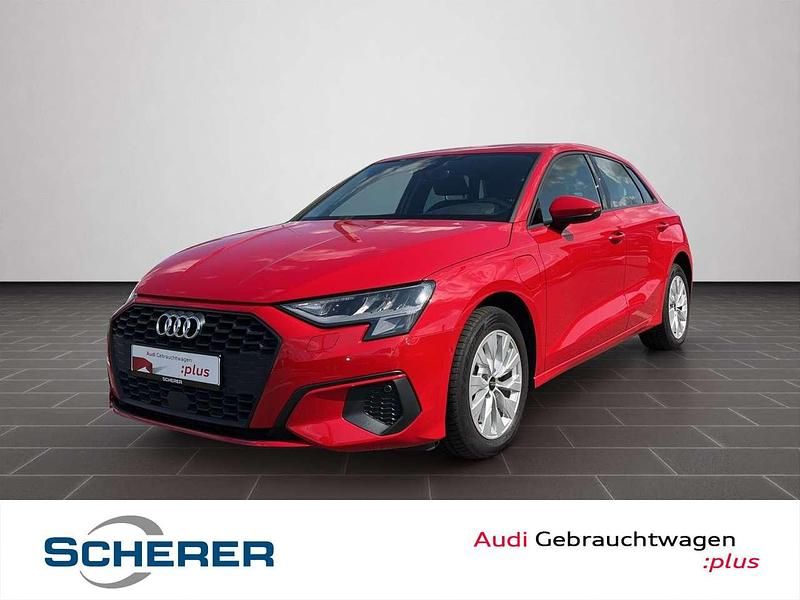 Rot Gebraucht 2022 Audi A3 e-tron Kleinwagen | 23.980 € (Fairer Preis) - Bild 1/4