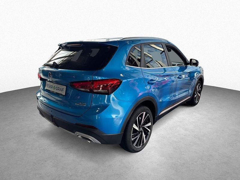 Neu MG ZS Luxury 197 PS (144 kW) 2025 Blau Limousine