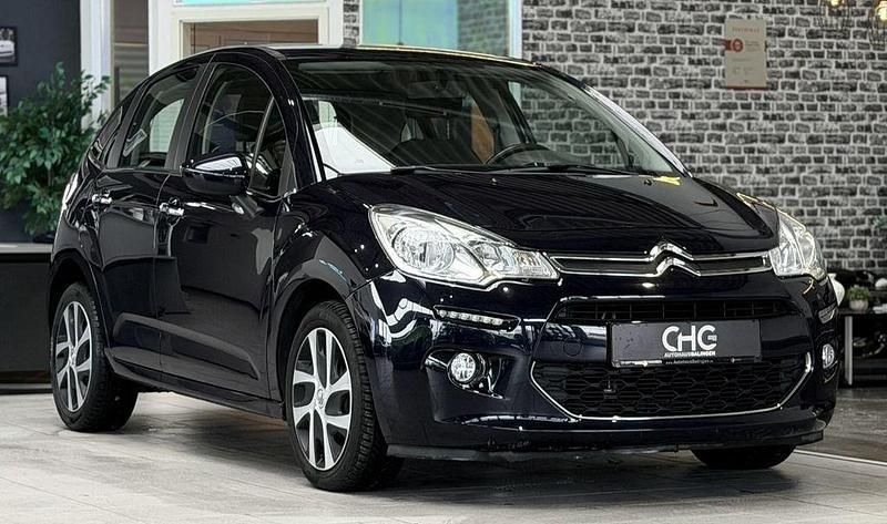 Farbe encreblau oder dark blu Gebraucht 2016 Citroën C3 SELECTION Limousine | 6.990 € (Fairer Preis) - Bild 1/4