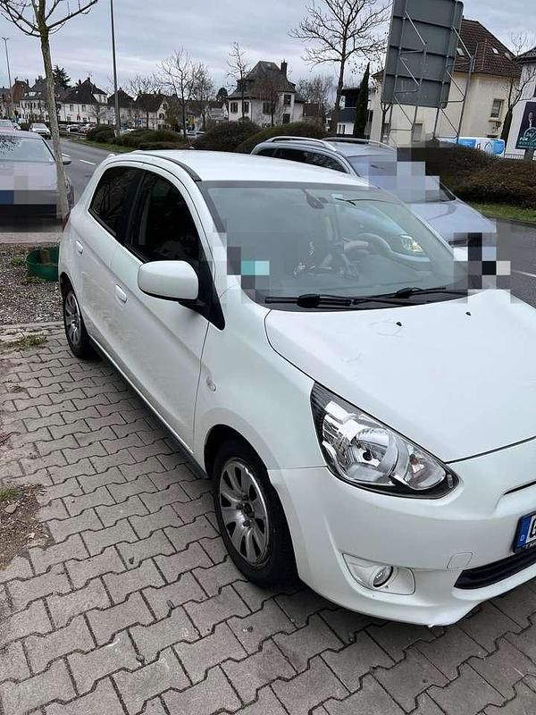 Gebraucht Mitsubishi Space Star Top 80 PS (58 kW) 2014 Weiß Van / Kleinbus