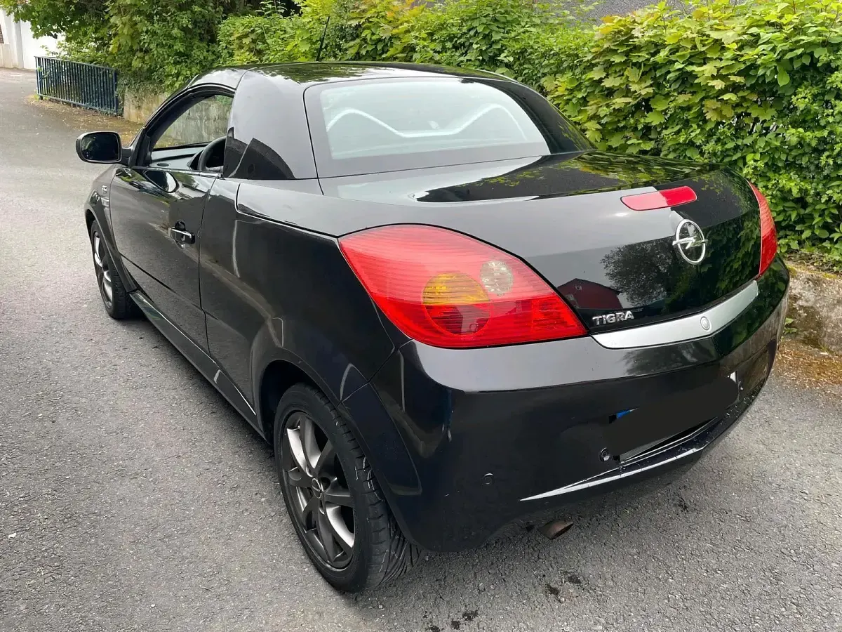 Gebraucht Opel Tigra OPC 90 PS (66 kW) 2007 Schwarz Cabrio