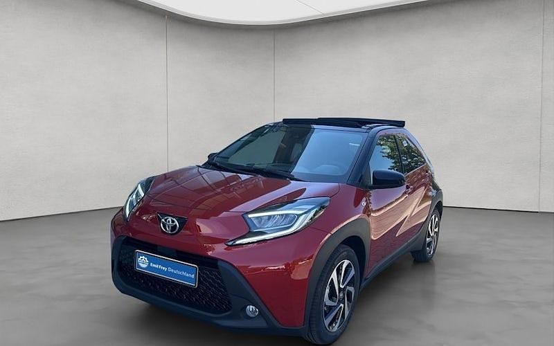 Rot Neu 2025 Toyota Aygo Kleinwagen | 19.790 € - Bild 1/4