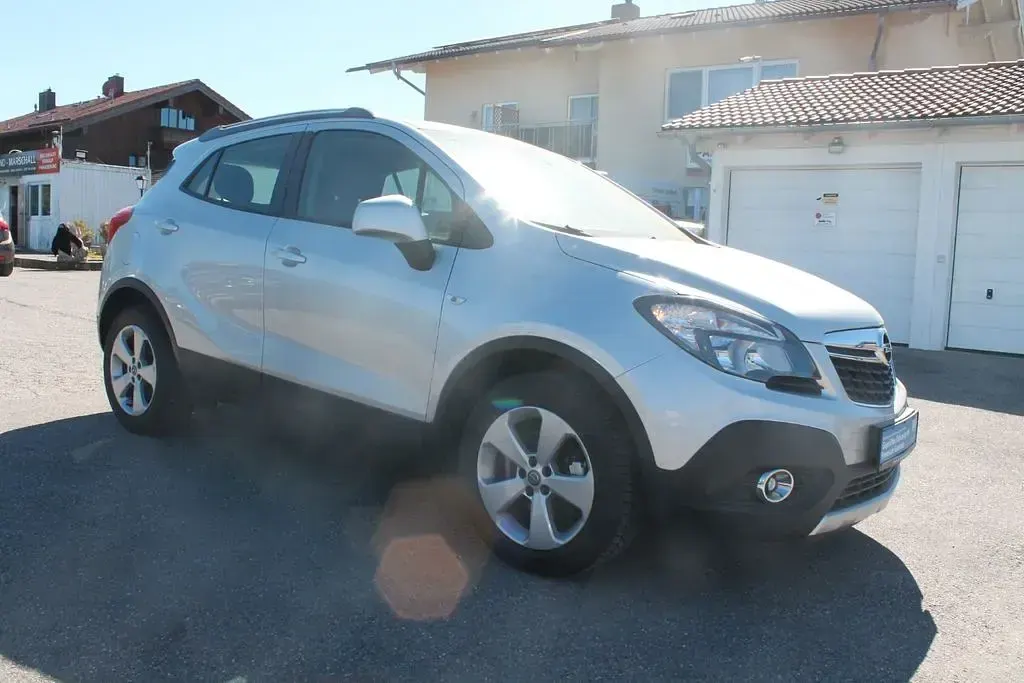 Używany Opel Mokka Edition 140 KM (102 kW) 2016 Srebrny SUV
