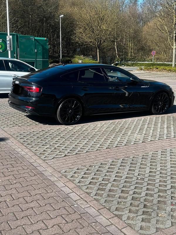 Gebraucht Audi A5 Sportback 190 PS (139 kW) 2019 Schwarz Kleinwagen