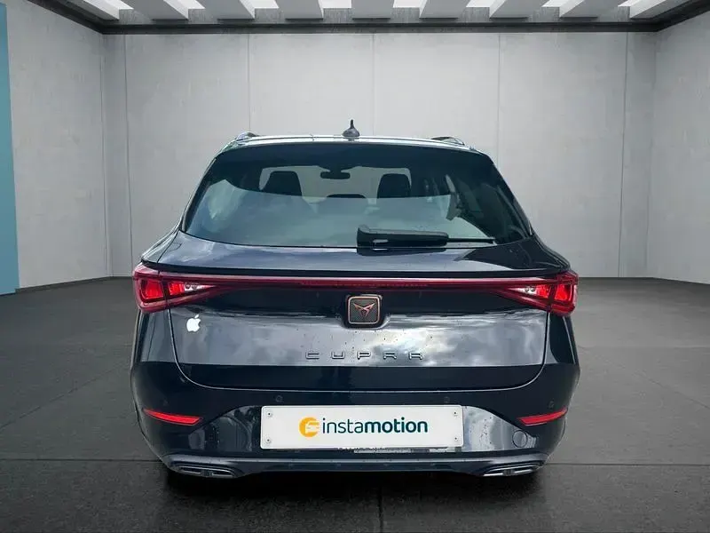 Używany Cupra Leon 300 KM (220 kW) 2023 Czarny Kombi