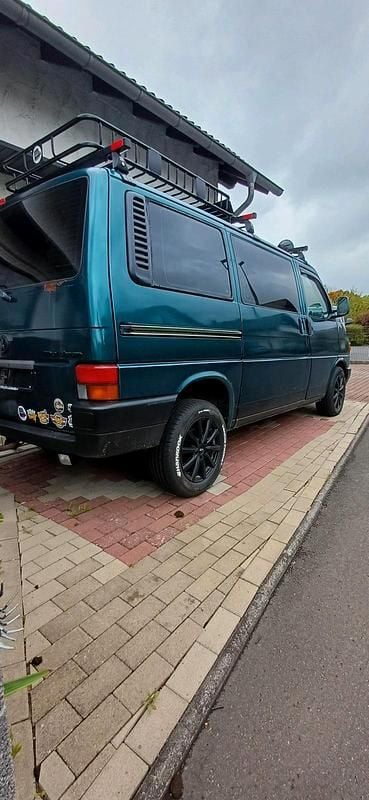 Second-hand VW T4 78 CP (57 kW) 1995 Verde Van