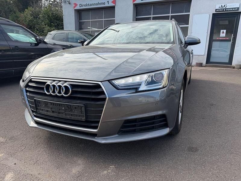 Gebraucht Audi A4 Basis 150 PS (110 kW) 2018 Grau Kombi