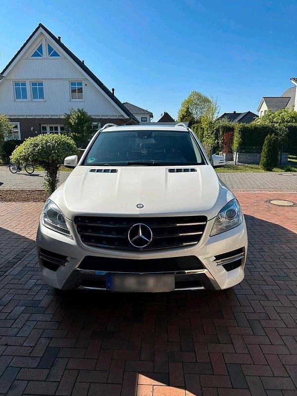 Gebraucht Mercedes ML350 258 PS (189 kW) 2013 Weiß SUV