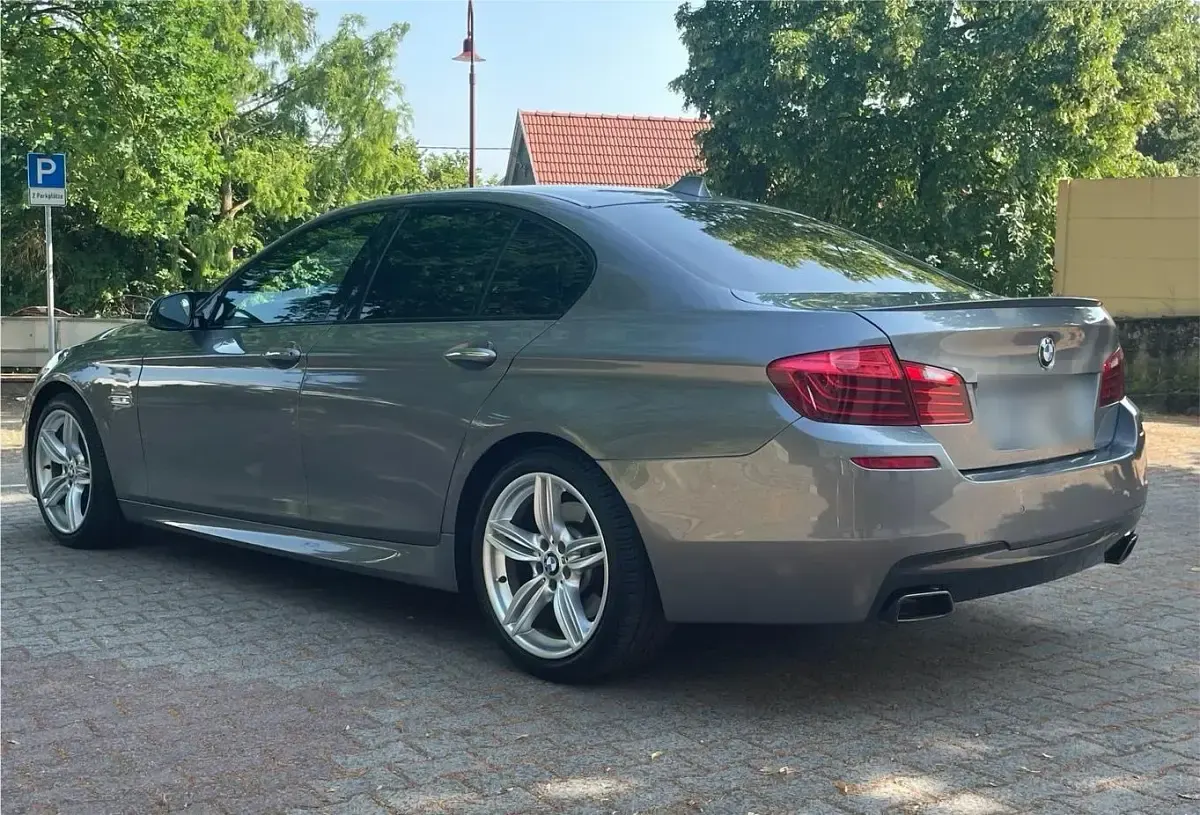 Gebraucht BMW M550 Shadowline 381 PS (280 kW) 2013 Andere farben Limousine
