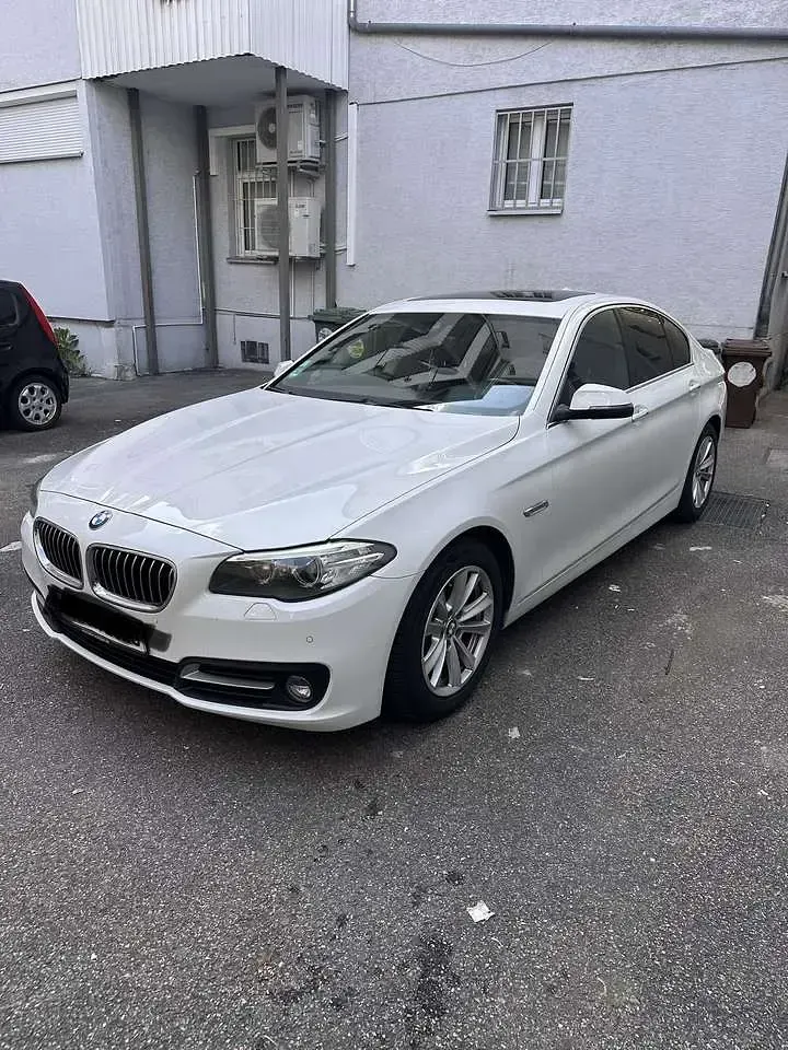 Gebraucht BMW 520 184 PS (135 kW) 2014 Limousine