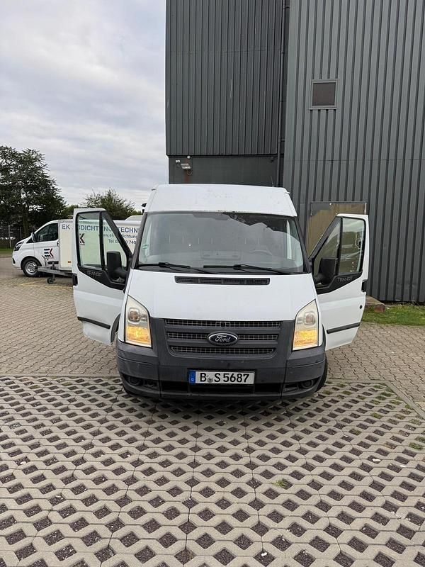 Weiß Gebraucht 2011 Ford Transit Limousine | 3.700 € (Guter Preis) - Bild 1/4