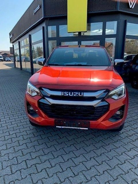 Neu Isuzu D-Max 163 PS (119 kW) 2026 Orange Pickup
