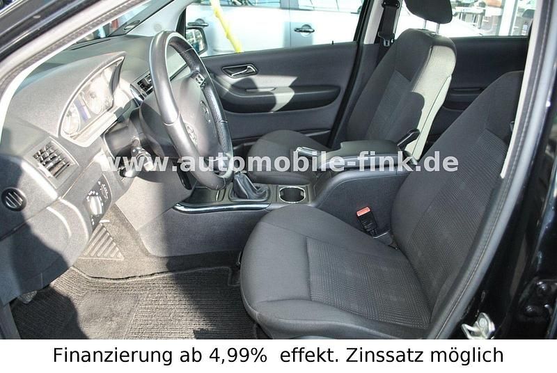 Gebraucht Mercedes A160 95 PS (69 kW) 2010 Schwarz Kleinwagen