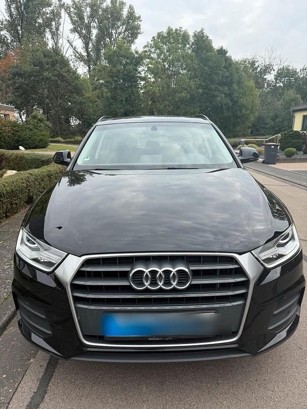 Schwarz Gebraucht 2017 Audi Q3 SUV | 13.500 € (Guter Preis) - Bild 1/4