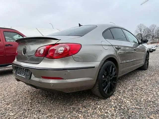Usata VW Passat 160 CV (117 kW) 2009 Marrone Berlina