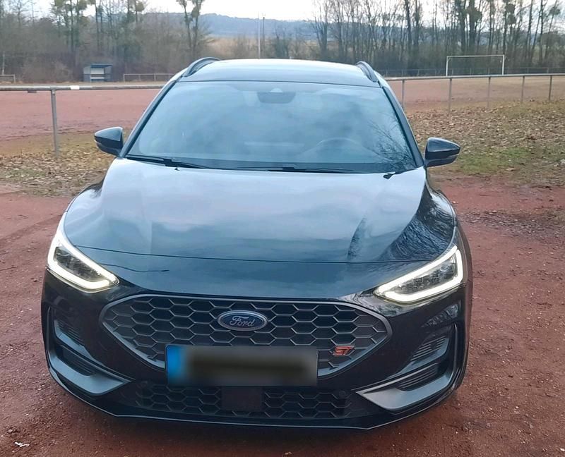 Gebraucht Ford Focus ST-Line 280 PS (205 kW) 2023 Schwarz Kombi