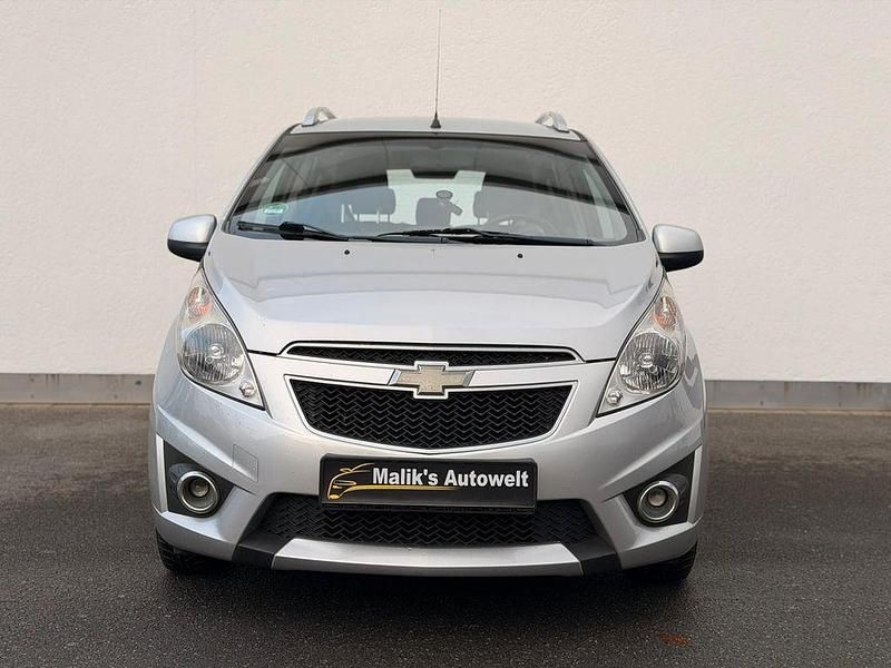 Gebraucht Chevrolet Spark LT 82 PS (60 kW) 2011 Silber Kleinwagen