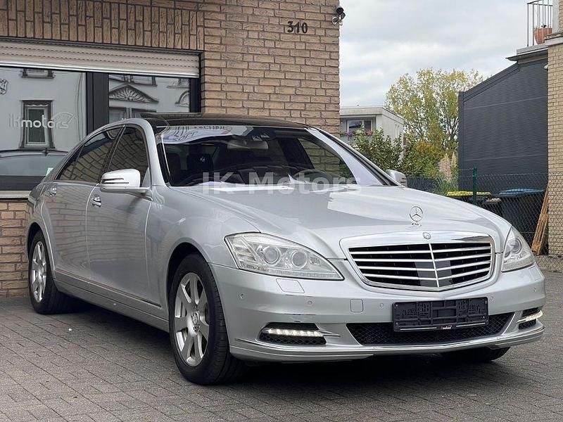 Silber Gebraucht 2013 Mercedes S350 Limousine | 16.990 € (Superpreis) - Bild 1/4
