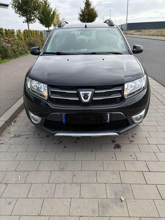 Schwarz Gebraucht 2013 Dacia Sandero Prestige Kleinwagen | 4.499 € (Guter Preis) - Bild 1/4