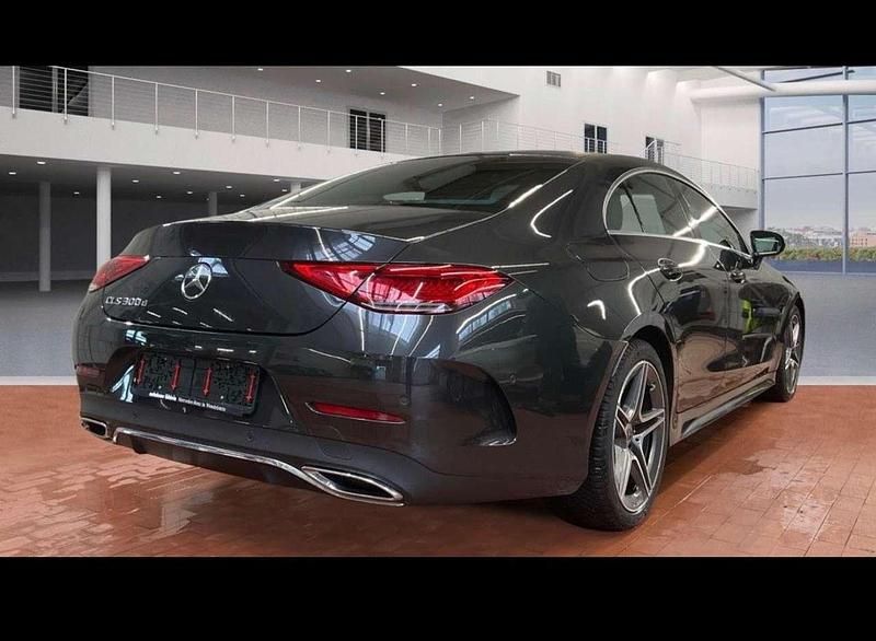 Gebraucht Mercedes CLS300 AMG line 245 PS (180 kW) 2018 Graphitgrau Coupé