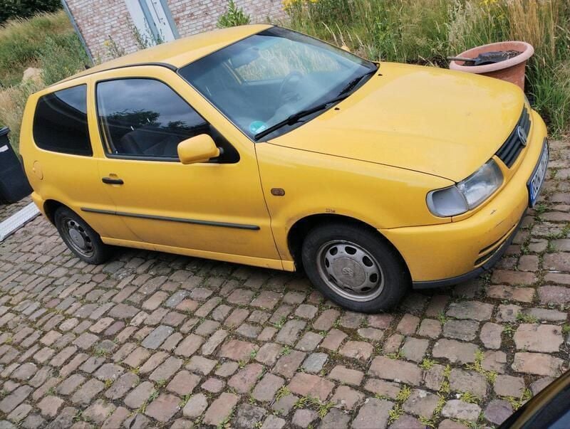 Gelb Gebraucht 1997 VW Polo Abholung | 1.200 € - Bild 1/1