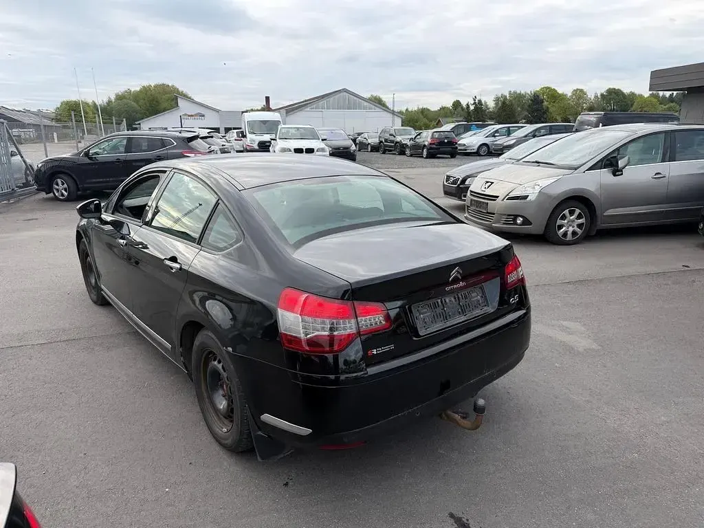 Gebraucht Citroën C5 Tendance 163 PS (119 kW) 2015 Schwarz Limousine
