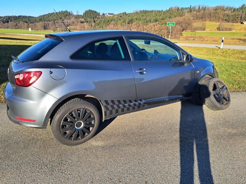 Gebraucht Seat Ibiza 105 PS (77 kW) 2015 Grau Kleinwagen