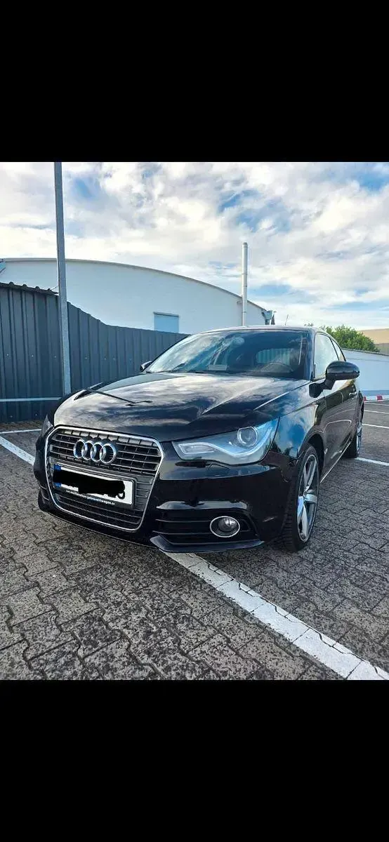 Gebraucht Audi A1 Ambition 122 PS (89 kW) 2011 Schwarz Kleinwagen