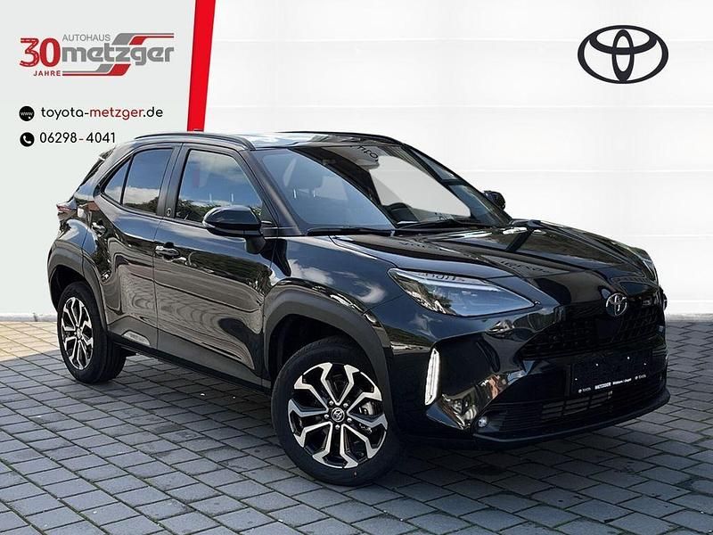 Schwarz Neu 2025 Toyota Yaris Cross SUV | 27.980 € (Guter Preis) - Bild 1/4