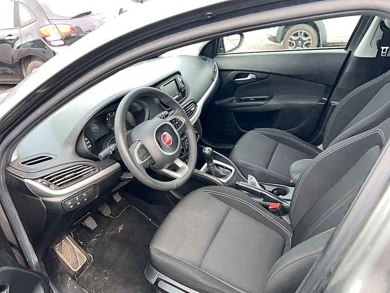 Gebraucht Fiat Tipo S 95 PS (69 kW) 2019 Grau Limousine