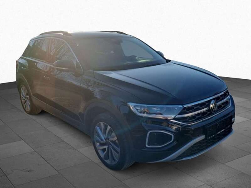 Gebraucht VW T-Roc Move 150 PS (110 kW) 2024 Deepblackperleffekt SUV