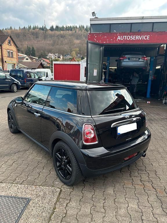Gebraucht Mini Cooper 122 PS (89 kW) 2013 Kleinwagen