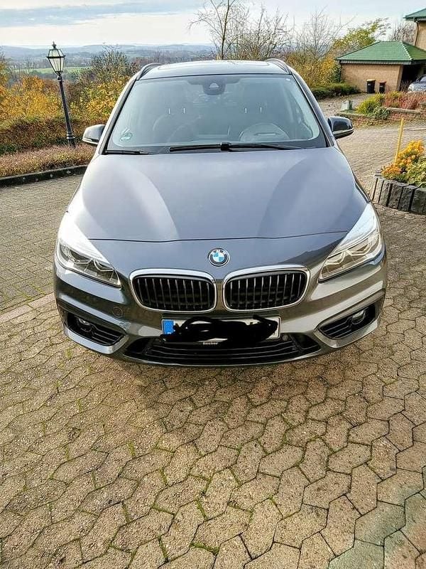 Gebraucht 2017 BMW 220 Kombi | 16.250 € (Guter Preis) - Bild 1/4