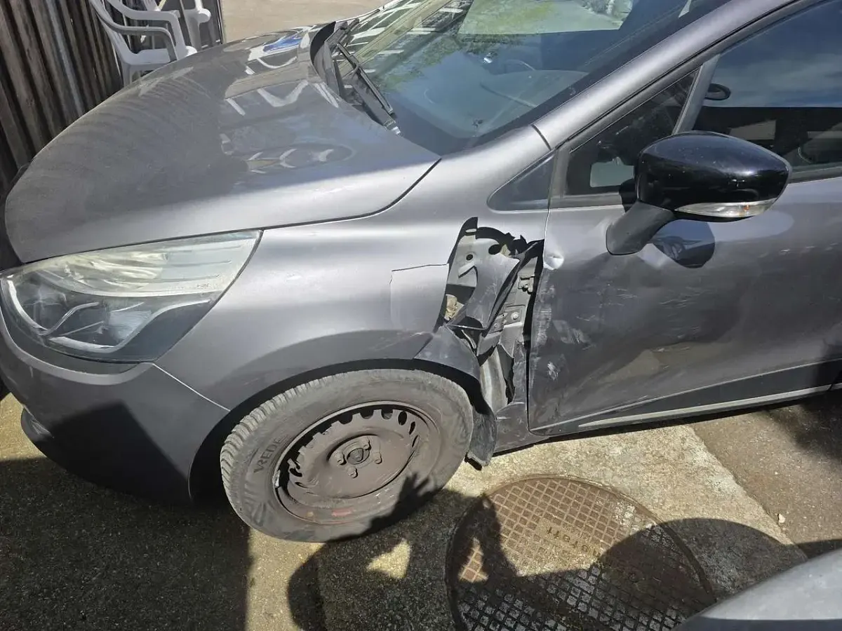 Gebraucht Renault Clio Dynamique 90 PS (66 kW) 2014 Kleinwagen