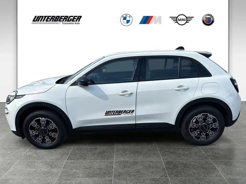 Neu Fiat 600 Business 110 PS (80 kW) 2026 Gelato weiß SUV