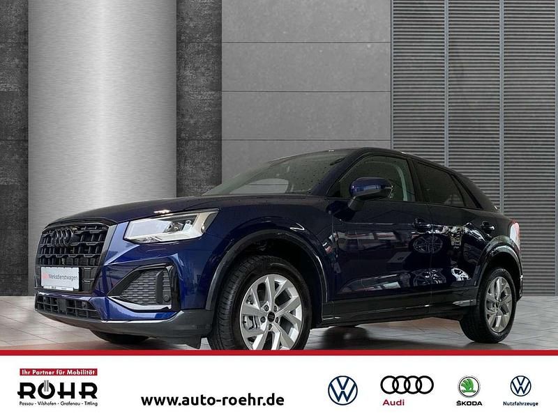 Blau Gebraucht 2024 Audi Q2 Advanced Plus SUV | 30.130 € (Fairer Preis) - Bild 1/4