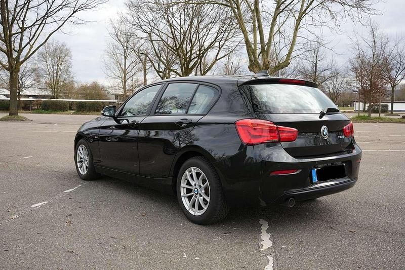 Gebraucht BMW 116 Sport Line 116 PS (85 kW) 2016 Schwarz Kleinwagen