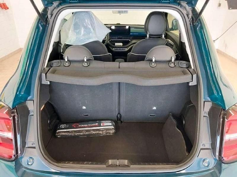 Gebraucht Fiat 500e 86 kW (118 PS) 2023 Grün Kleinwagen