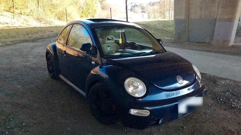 Gebraucht VW New Beetle 115 PS (84 kW) 1999 Blau Kleinwagen