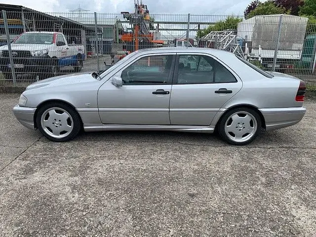 Gebraucht Mercedes C240 AMG 170 PS (125 kW) 2000 Brilliant silber Limousine