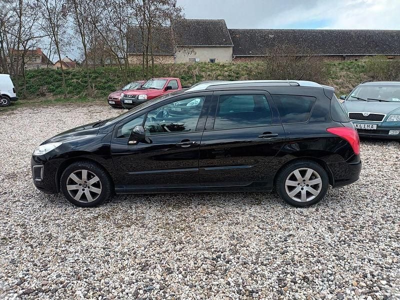 Gebraucht Peugeot 308 SW Active 120 PS (88 kW) 2013 Schwarz Kombi