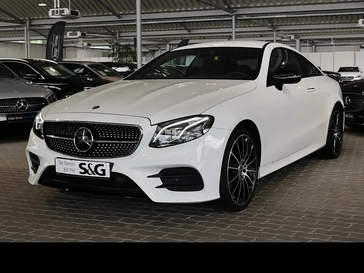 Gebraucht Mercedes E350 AMG 299 PS (219 kW) 2019 Coupé