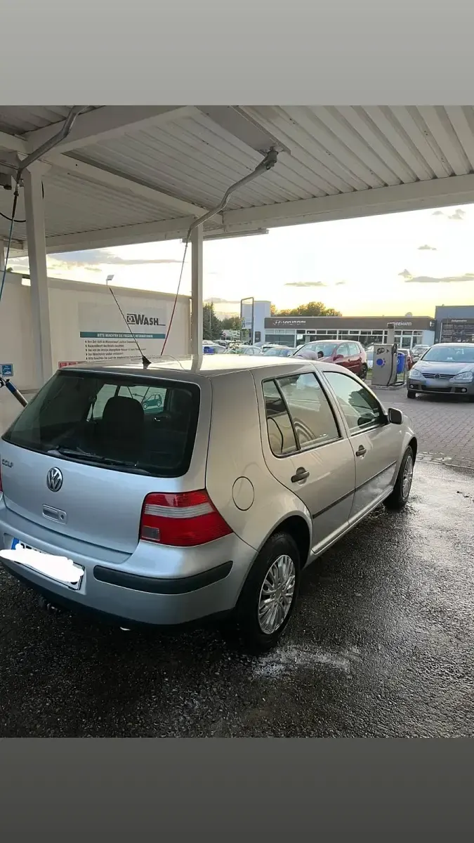 Gebraucht VW Golf IV 75 PS (55 kW) 2003 Silber Kleinwagen